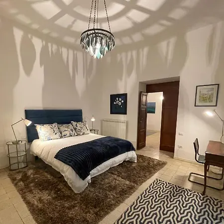 Orvieto: Spacious 3br 3ba With Balcony & Patio