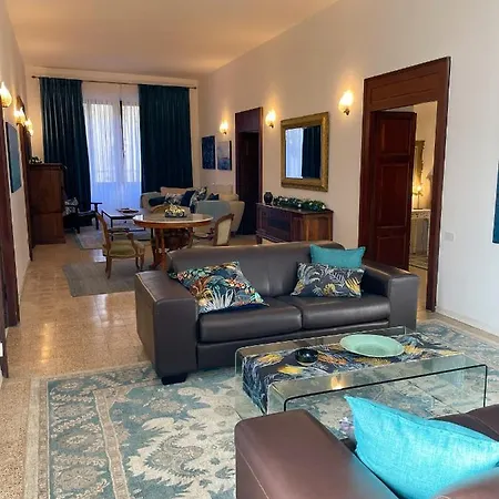 Orvieto: Spacious 3br 3ba With Balcony & Patio * Orvieto