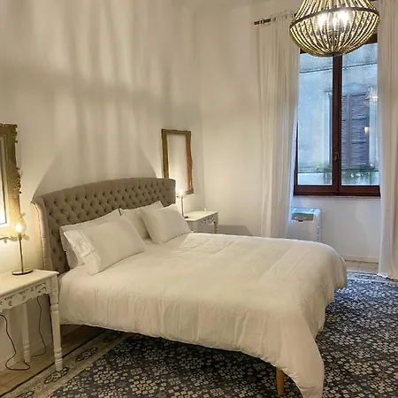 Orvieto: Spacious 3br 3ba With Balcony & Patio Lejlighed