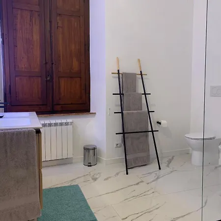 Appartamento Orvieto: Spacious 3br 3ba With Balcony & Patio *