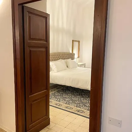 Lejlighed Orvieto: Spacious 3br 3ba With Balcony & Patio Orvieto