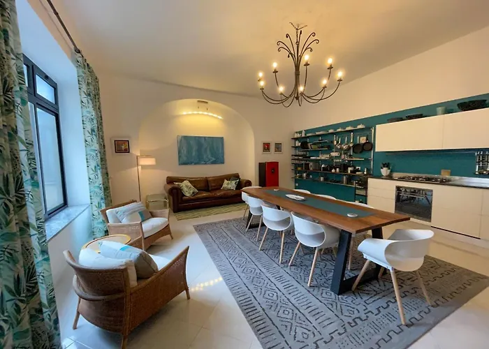 アパート Orvieto: Spacious 3br 3ba With Balcony & Patio *