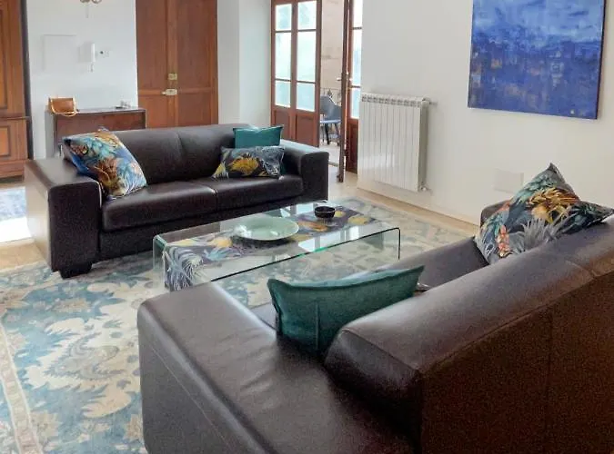 アパート Orvieto: Spacious 3br 3ba With Balcony & Patio オルヴィエート