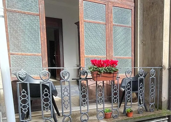 Orvieto: Spacious 3br 3ba With Balcony & Patio オルヴィエート